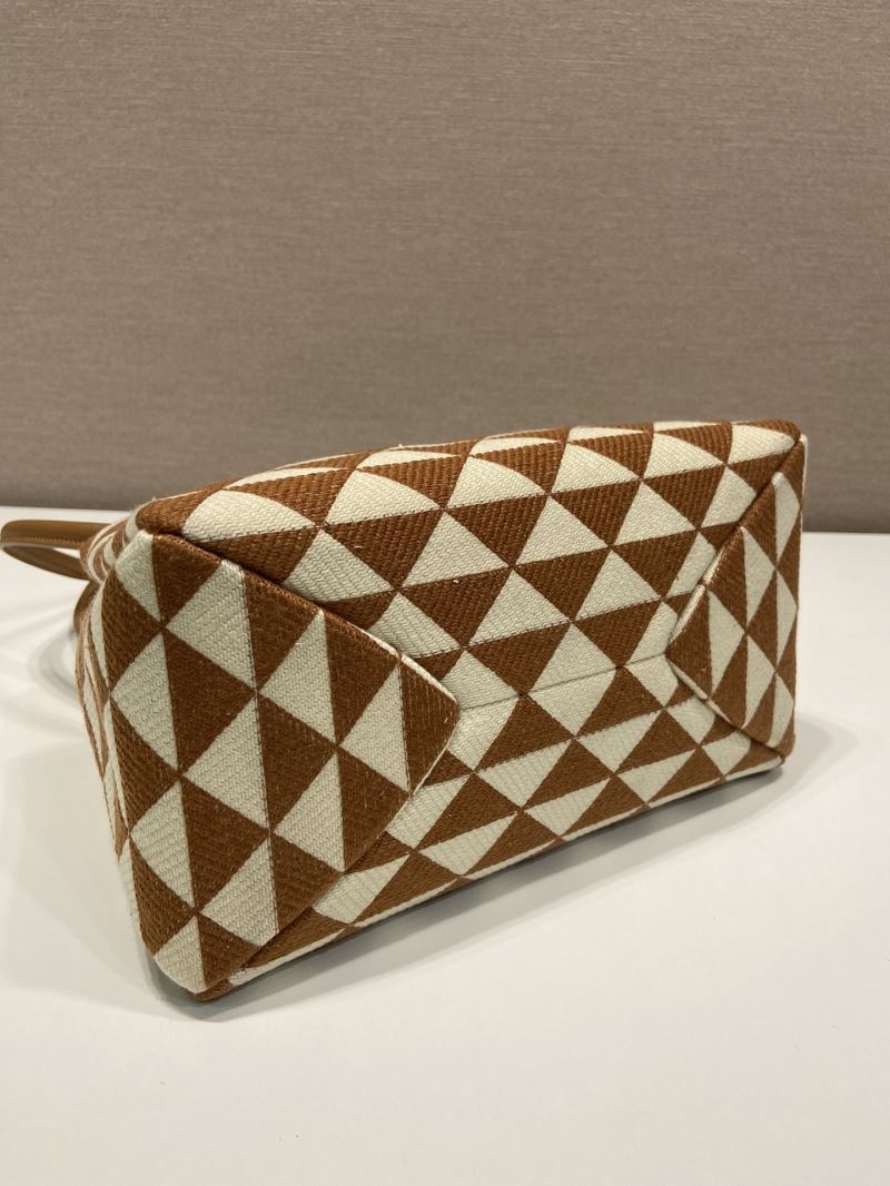 Pra*a top handle bags